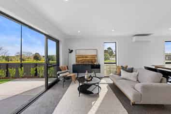 19 Paapaakiri Loop, Takanini
