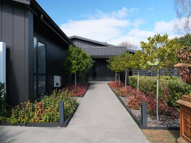 9 Blackmore Drive, Lynmore