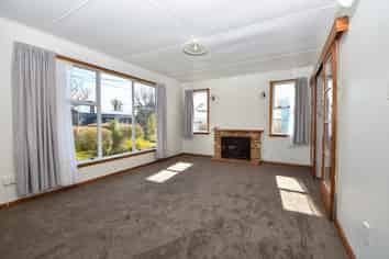 234 High Street North , Carterton