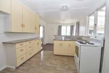 234 High Street North , Carterton