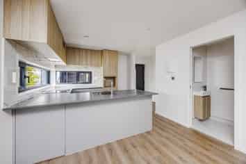 Unit 6/23-25 Sullivan Avenue, Mangere Bridge