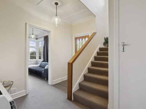 4 Lawson Street, Roslyn