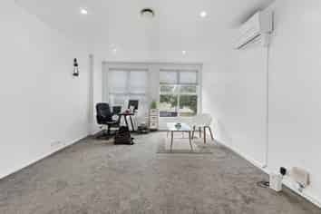 2/25 Devon Street East, New Plymouth