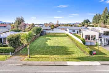 4 Lakefront Drive, Te Anau