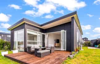 42 Pourewa Street, TE KAUWHATA