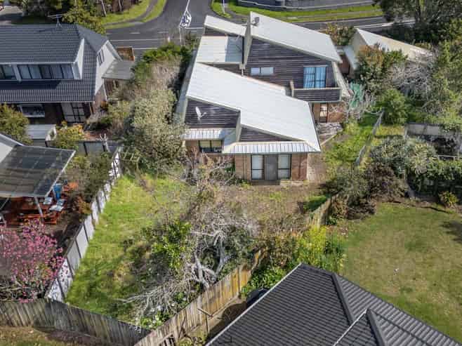 32 Sunderlands Road, Half Moon Bay