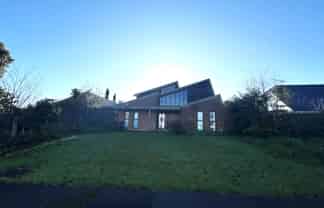 32 Sunderlands Road, Half Moon Bay