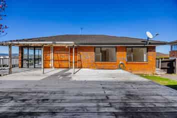 14A RIDGE ROAD "Macleans Zone", Howick