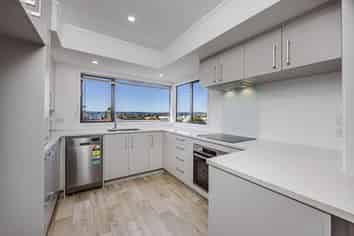 14A RIDGE ROAD "Macleans Zone", Howick