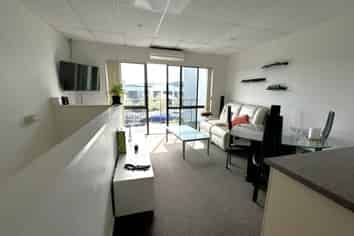 23/6 Airborne Road, Albany