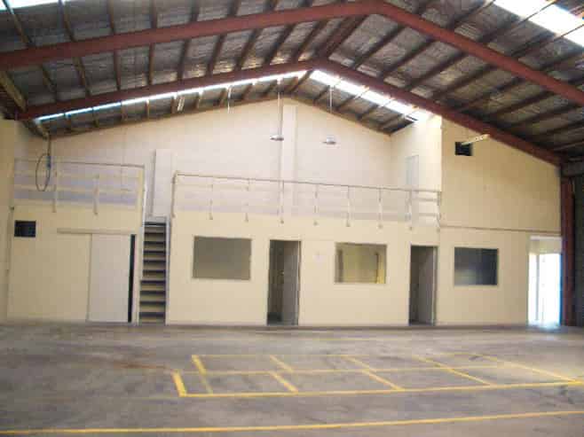 Hidden gem - high stud warehouse