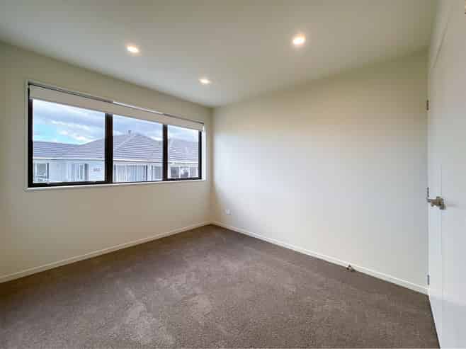 46A Tiroroa Avenue, Te Atatu South