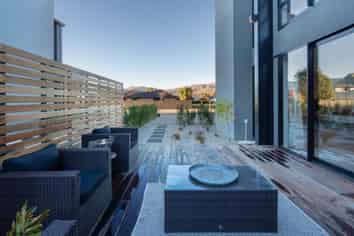 24 Alpine Avenue, Lake Hayes Estate