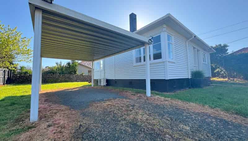 8 Rupert Clark, Whau Valley