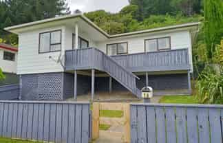 16 Trelawney Road, Wainuiomata