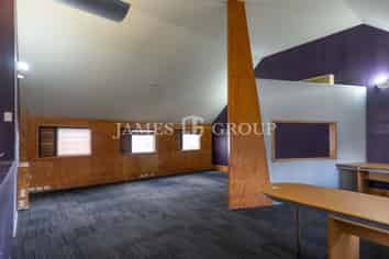 CHARACTER OFFICE WITH TIMBER FLOORS IN EPSOM