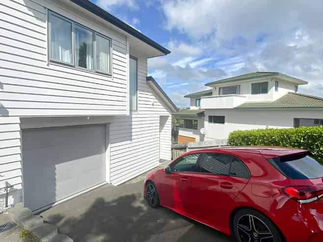 9a Trotting Terrace, Albany