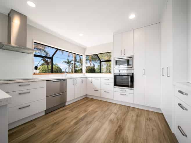 10 Toroa Street, Torbay