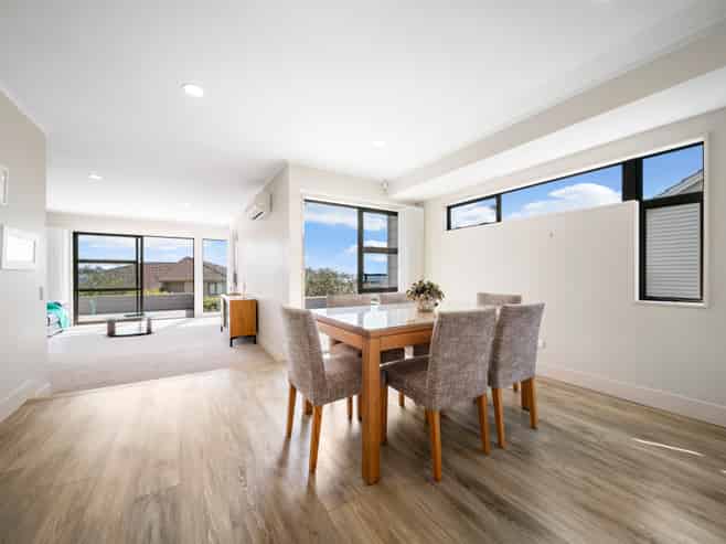 10 Toroa Street, Torbay