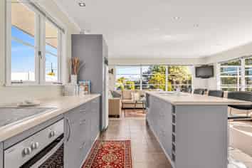 33 James McLeod Road, Helensville