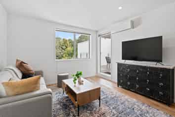 411/25 Bute Road, Browns Bay