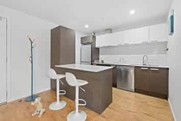 411/25 Bute Road, Browns Bay
