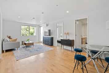 411/25 Bute Road, Browns Bay