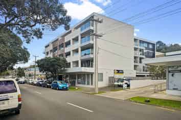 411/25 Bute Road, Browns Bay