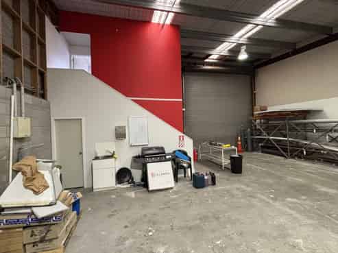 Commercial warehouse unit in busy complex