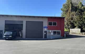 Commercial warehouse unit in busy complex