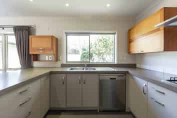 27 Whitney Place, Rototuna