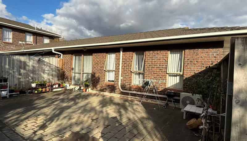 1/15 Robson Street, Mount Roskill