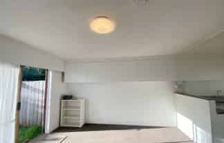 1/15 Robson Street, Mount Roskill