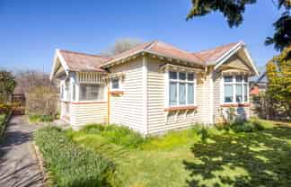 28 Gamblins Road, Saint Martins