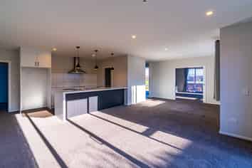 5 Windermere Drive, Mosgiel