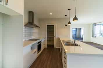 5 Windermere Drive, Mosgiel