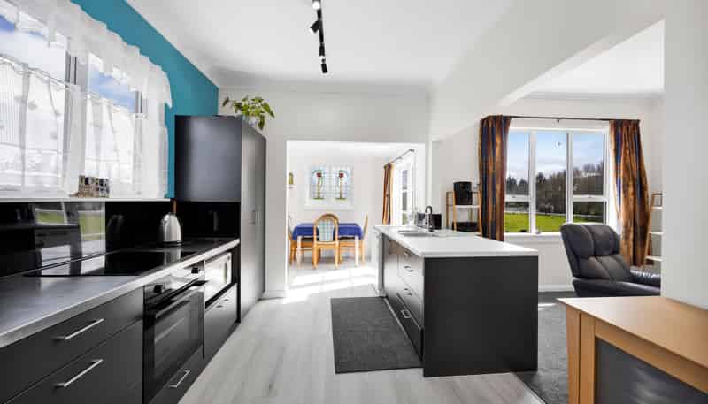29 Clifford Road, Eltham