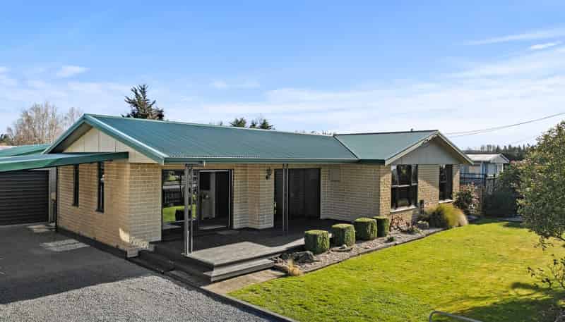 15 Cross Street, MILTON