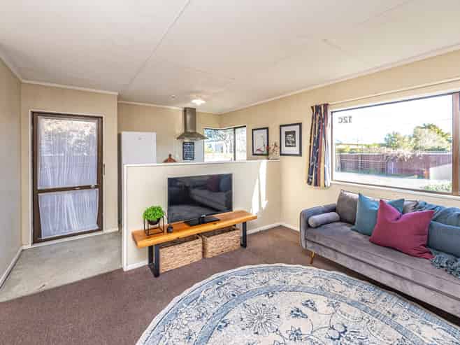 12C Cornwall Road, Springvale