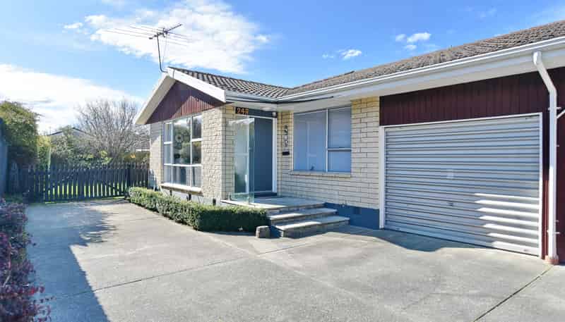 24a Greenock Street, Redwood
