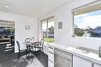 24a Greenock Street, Redwood