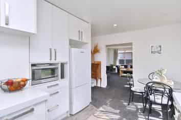 24a Greenock Street, Redwood