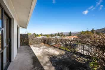 70 Newcastle Street, Clyde