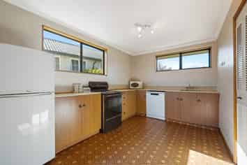 70 Newcastle Street, Clyde