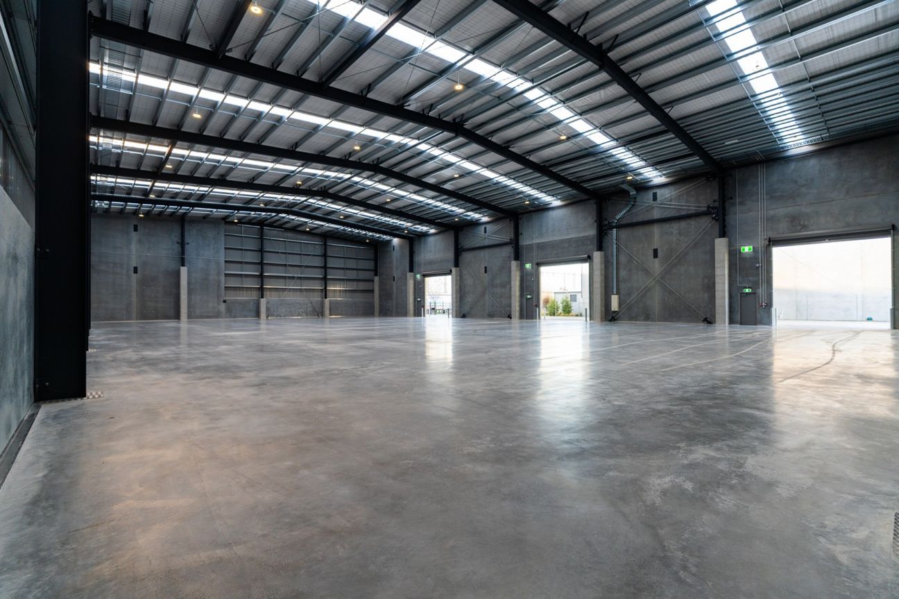 Brand new industrial build - Hornby - Vista 5