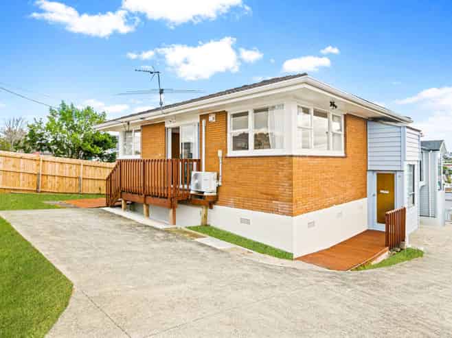 40 Target Road, Totara Vale