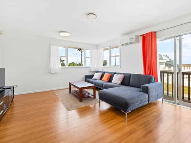 40 Target Road, Totara Vale