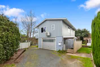 77a Sherwood Street, Bellevue