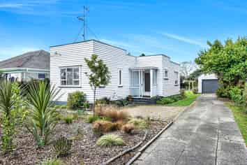 216 Fox Street, Hamilton East