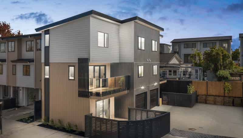 12/13 Arawa Street, New Lynn